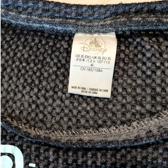 Walt Disney World Waffle Knit Layered Look Top Sequin Pocket - Picture 4 of 8